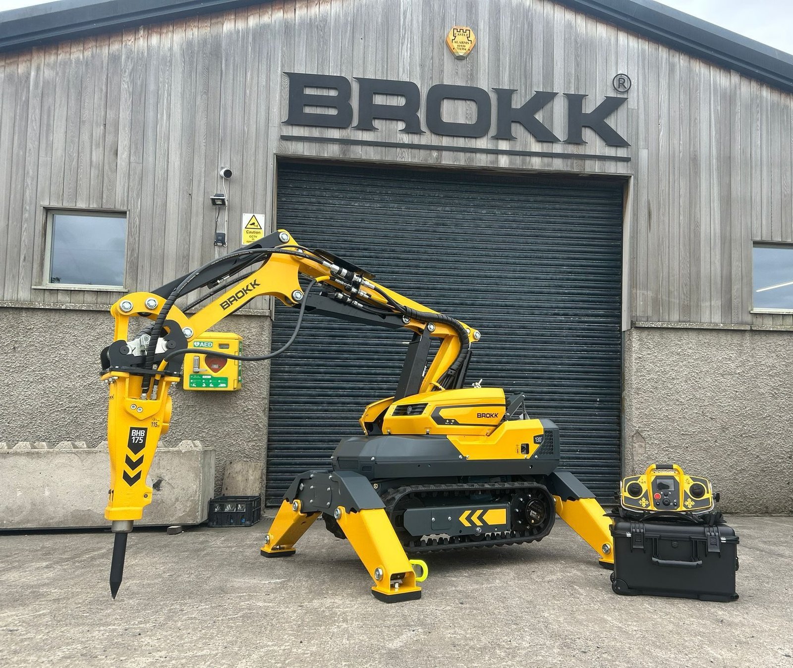 Compact Demolition Machine TOTAL Confined Spaces Demolition Newcastle & Durham